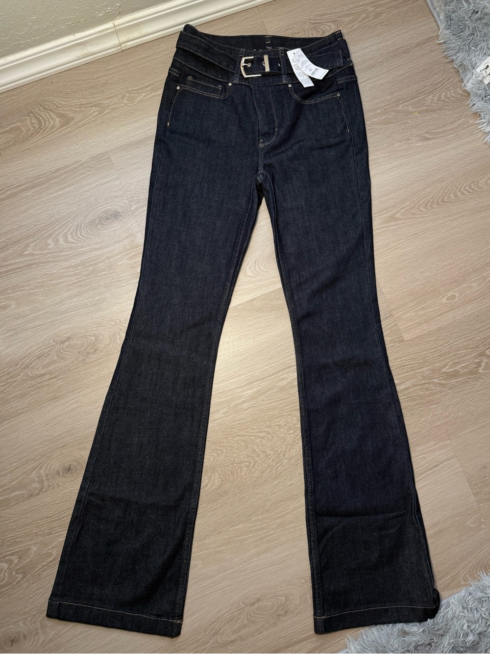 NWT White House Black Market Sculpt Skinny Flare Jeans Vancouver Rinse 00R